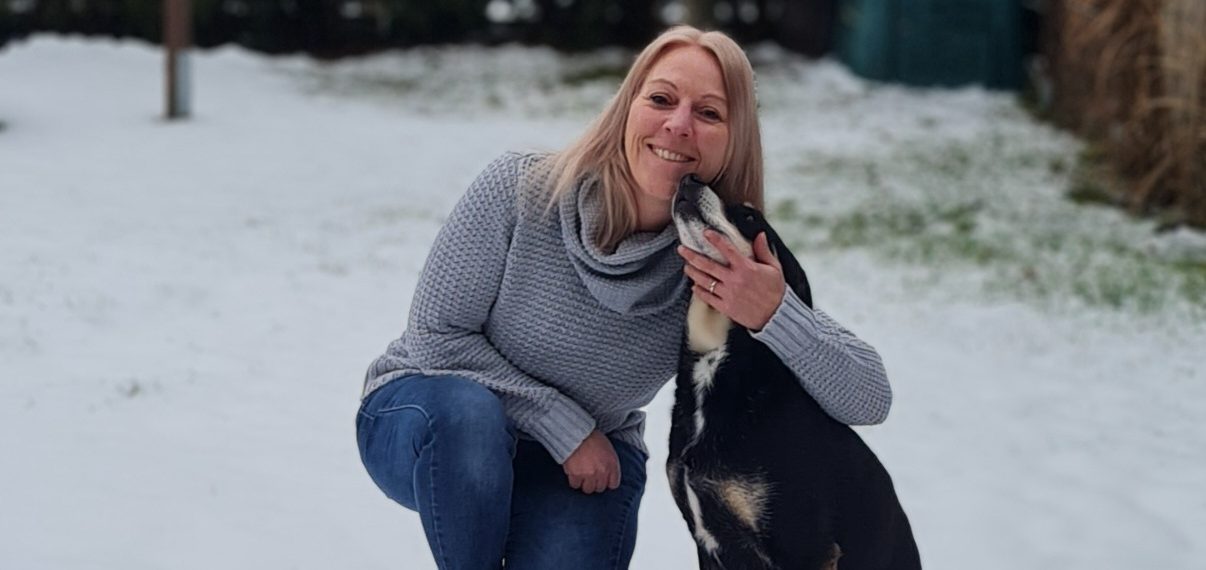 Nadine Gnauck ausgebildete und zertifizierte Physiotherapeutin für Hunde und andere Kleintiere